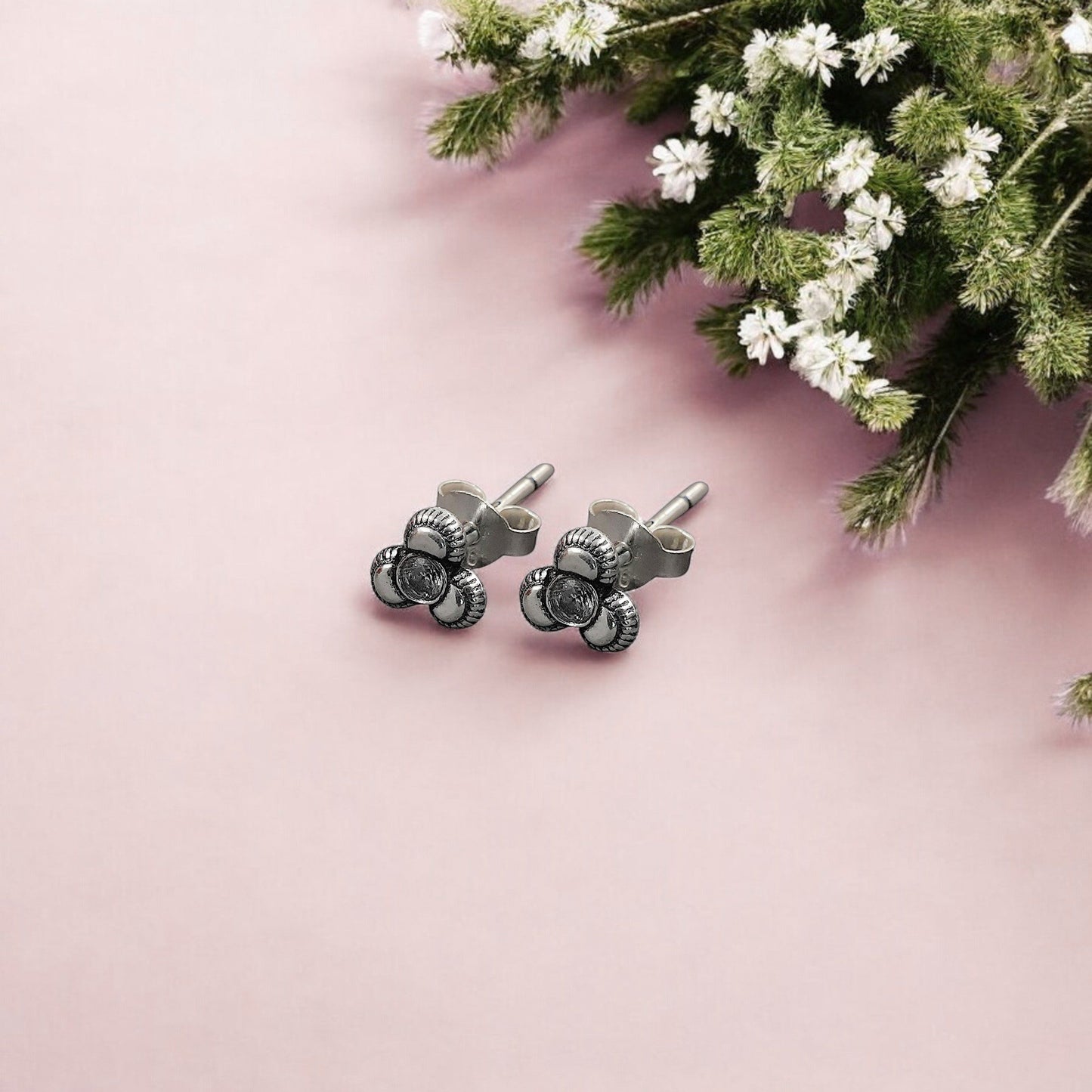 moonbeam studs image 0