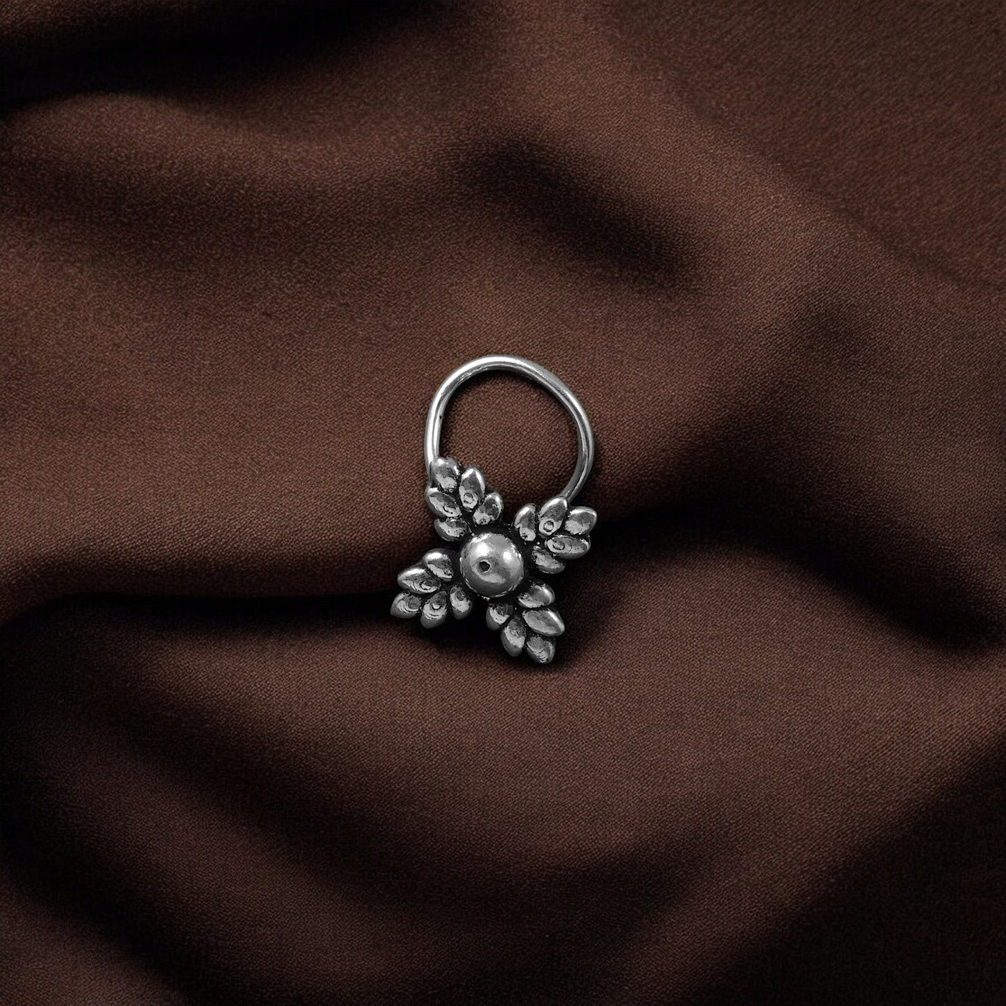 925 silver infinity-shaped nose pin image 1