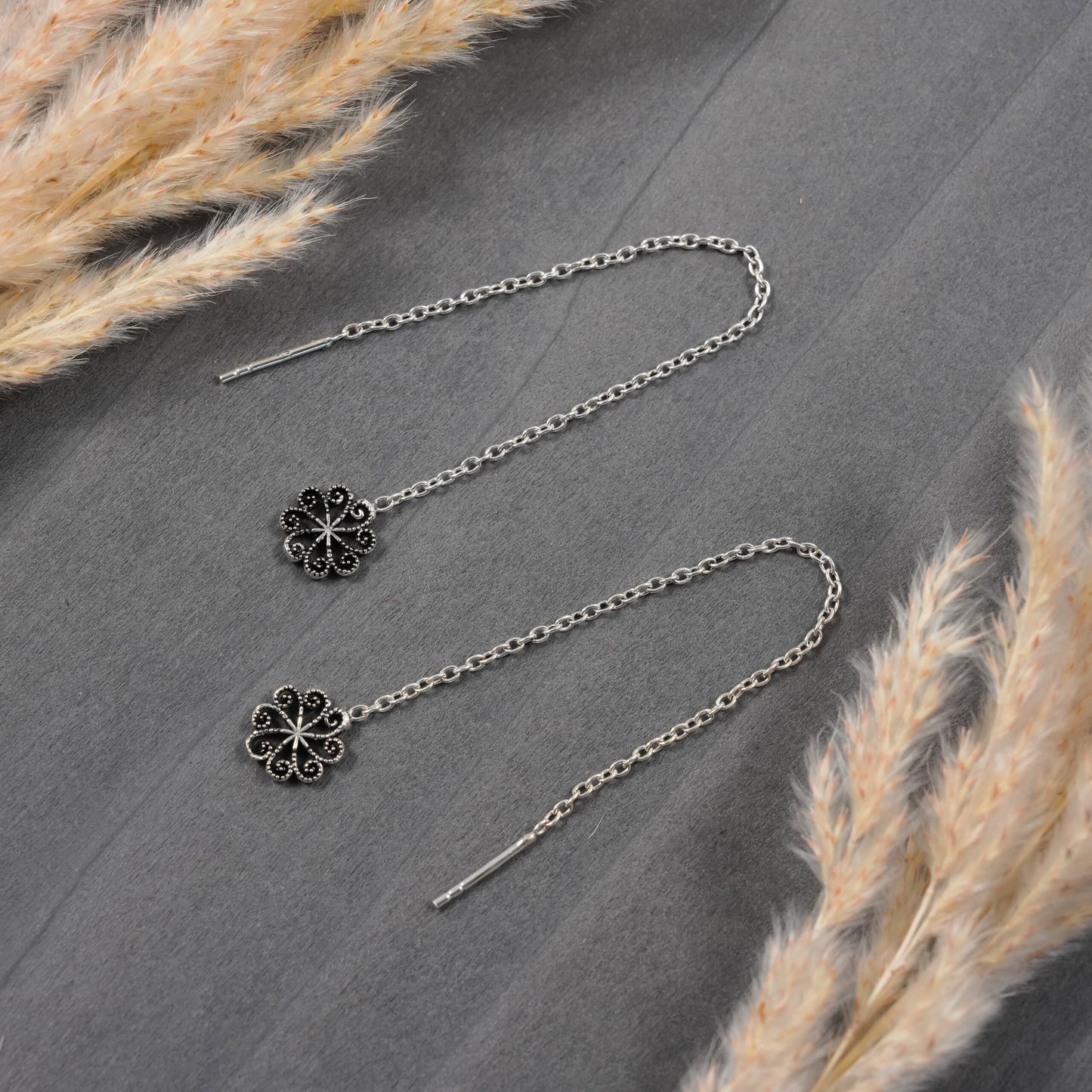 floral loop threaders image 0
