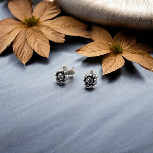 Magic Bow Studs image 1