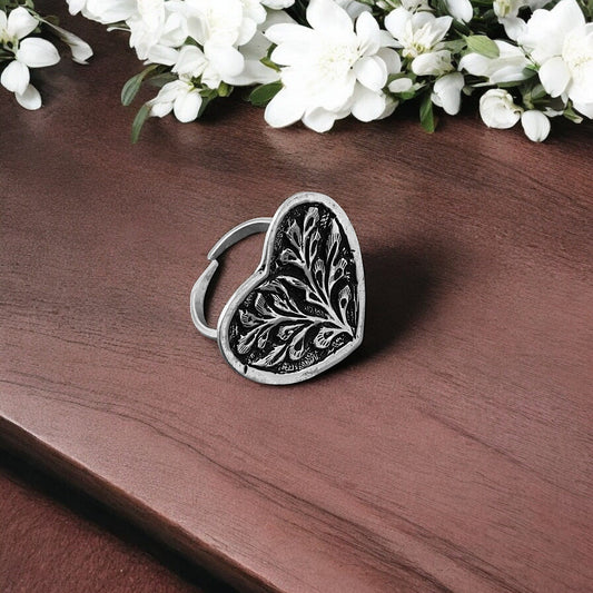 Anahata Love Silver Ring (Heart Chittai) image 1