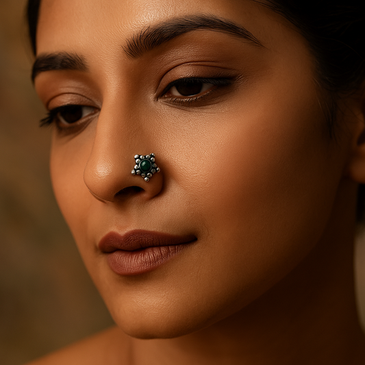 Aahana Nose Pin