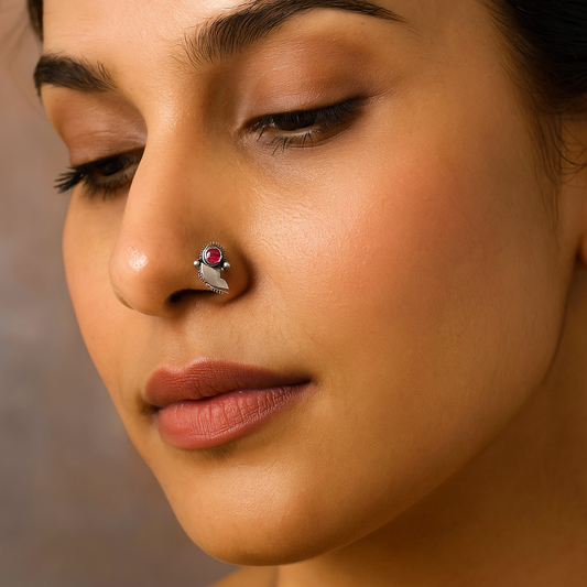 Shanaya Nose Pin