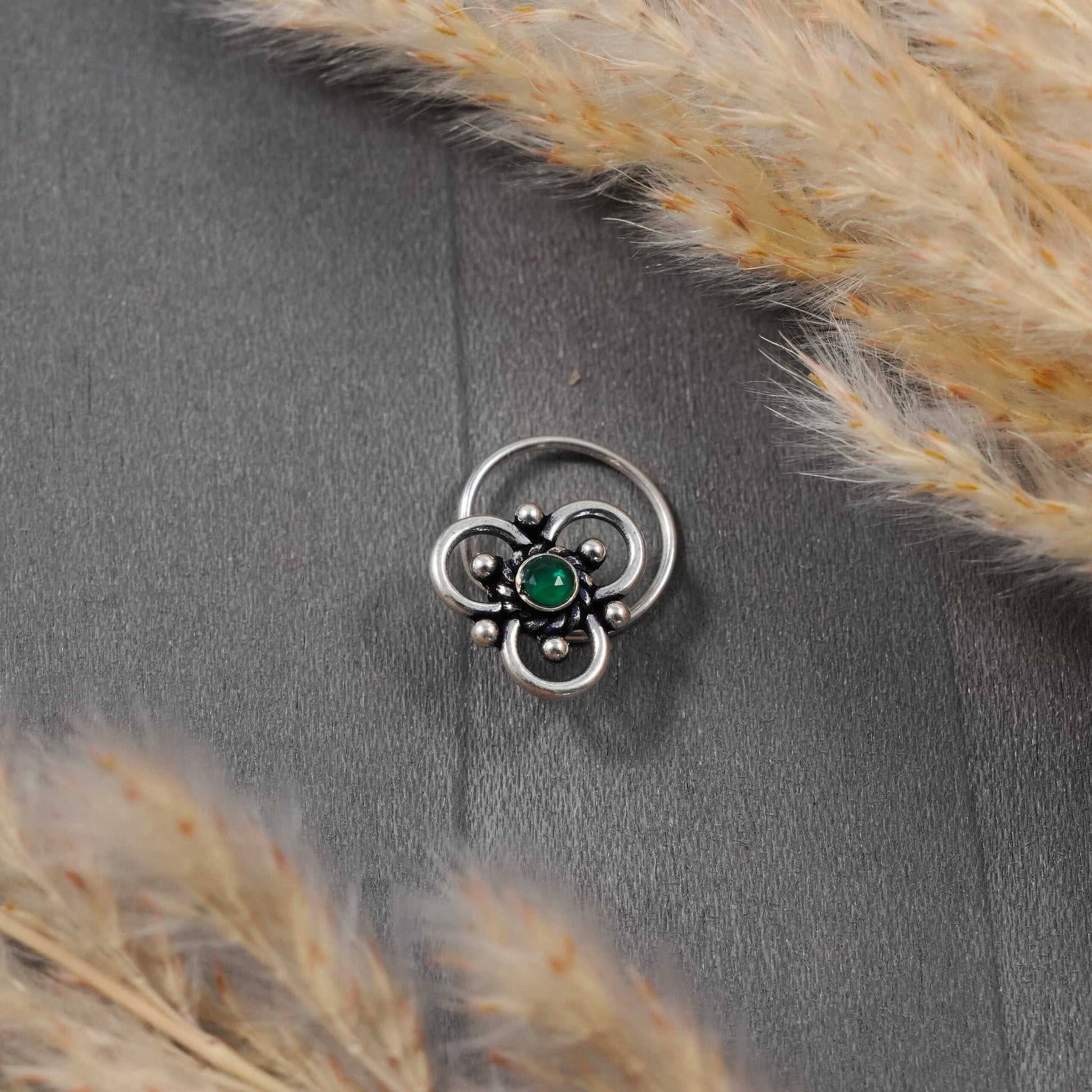 Saanvi Nose Pin image 0