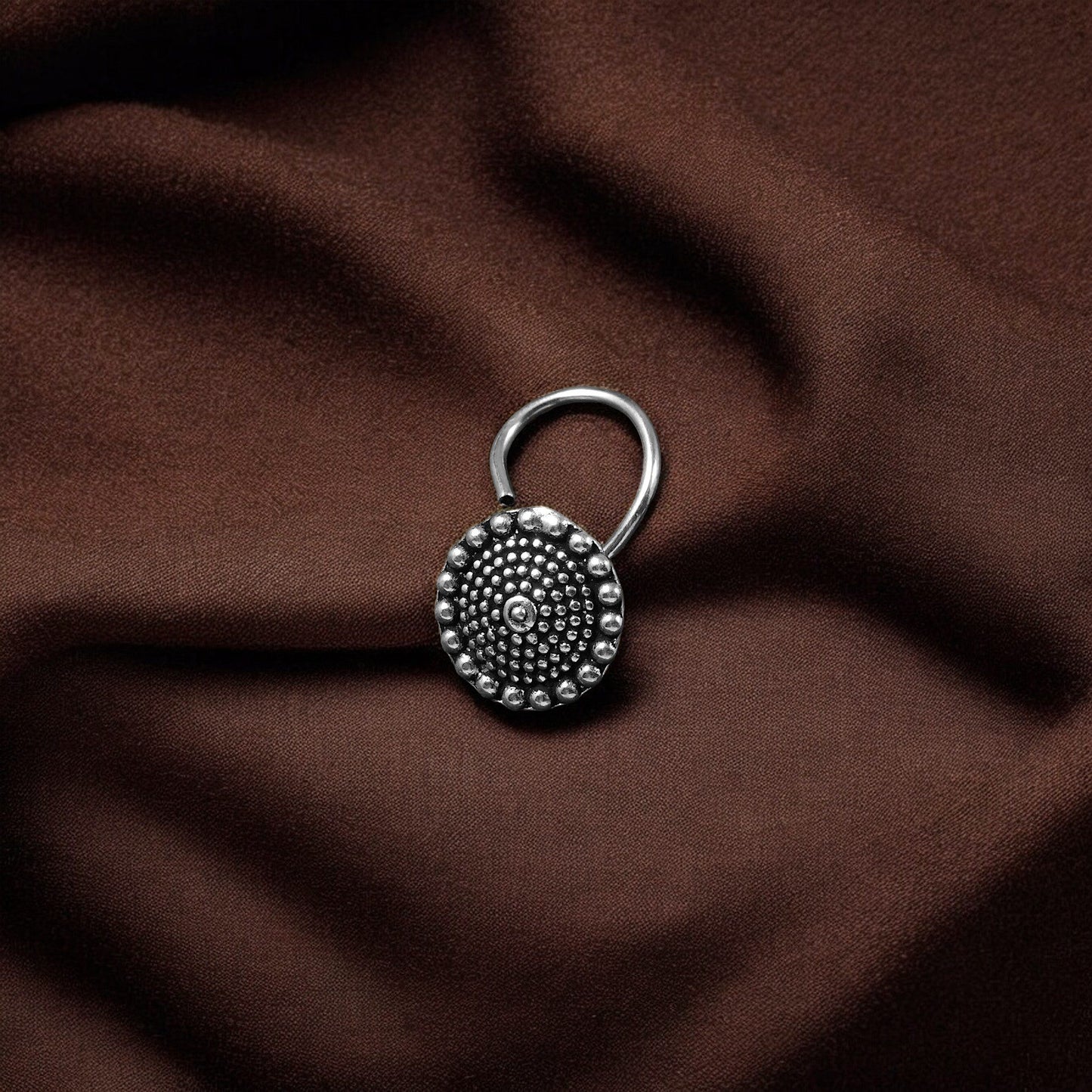 925 silver spiral- shaped nose pin image 1