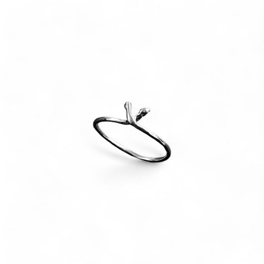 925 Silver V Ring image 1