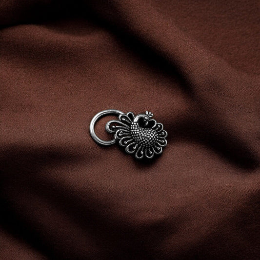 925 Silver Royal Peacock Nose Pin image 1